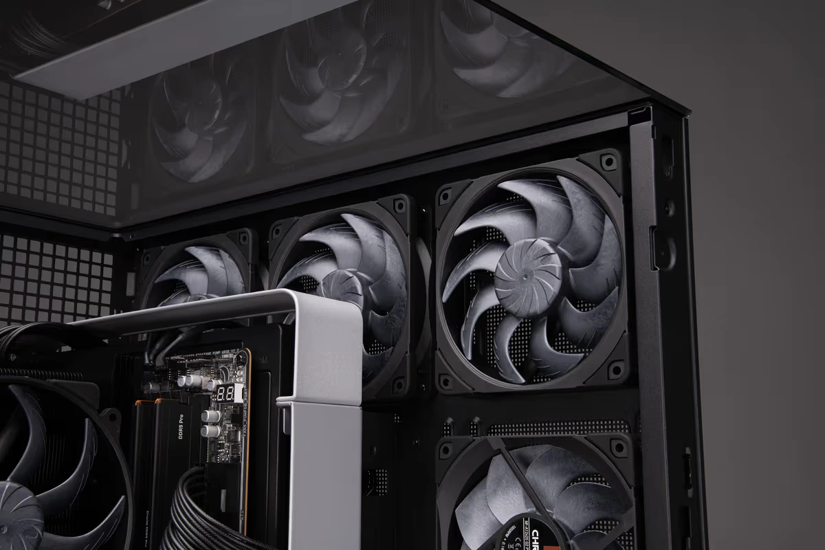 Noctua NF-A12x25 G2 PWM chromax.black điều khiển 4 pin PWM